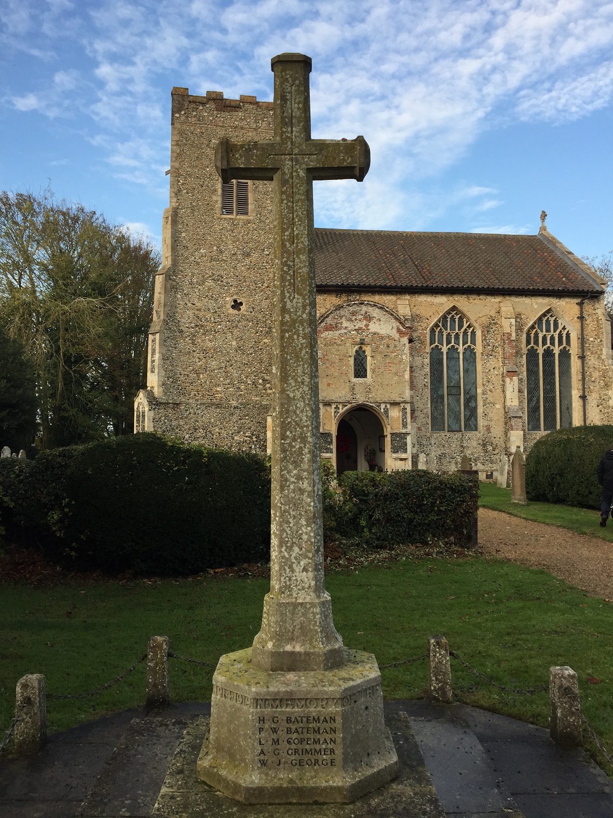 Ashwellthorpe_War_Memorial1