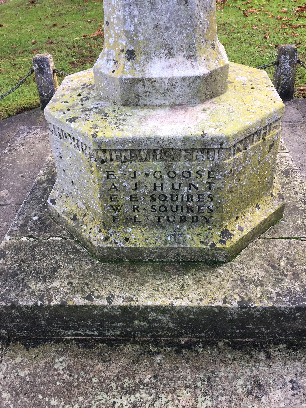Ashwellthorpe_War_Memorial2