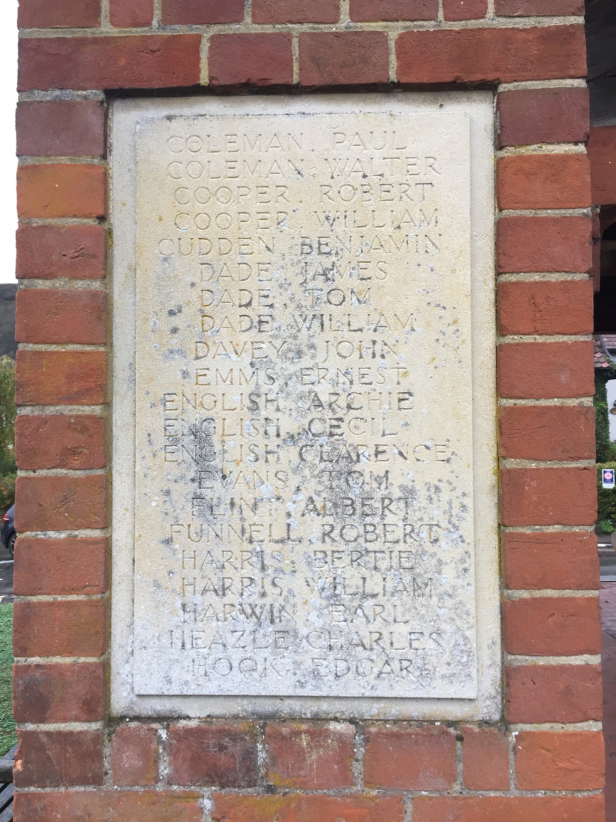 SaxlinghamWarMemorial3